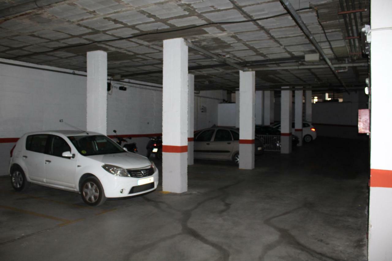 Apartamento Con Parking Gratuito Málaga Buitenkant foto