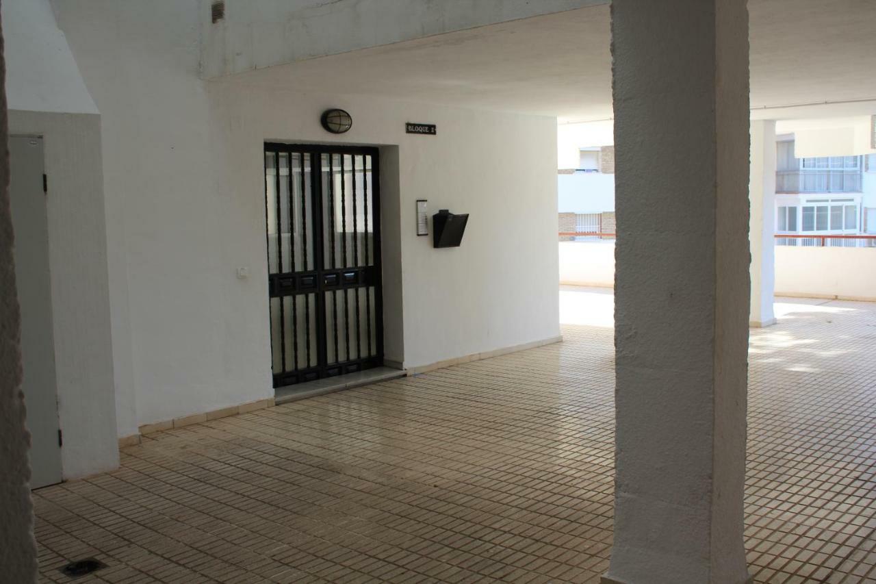 Apartamento Con Parking Gratuito Málaga Buitenkant foto