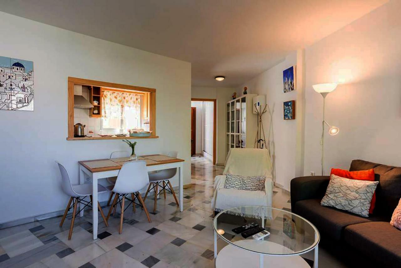 Apartamento Con Parking Gratuito Málaga Buitenkant foto