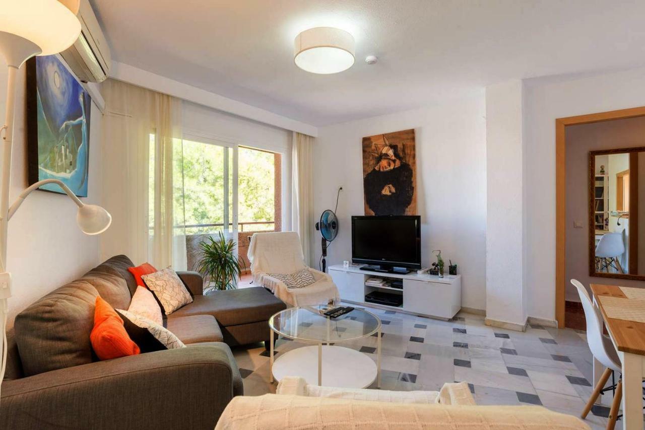 Apartamento Con Parking Gratuito Málaga Buitenkant foto