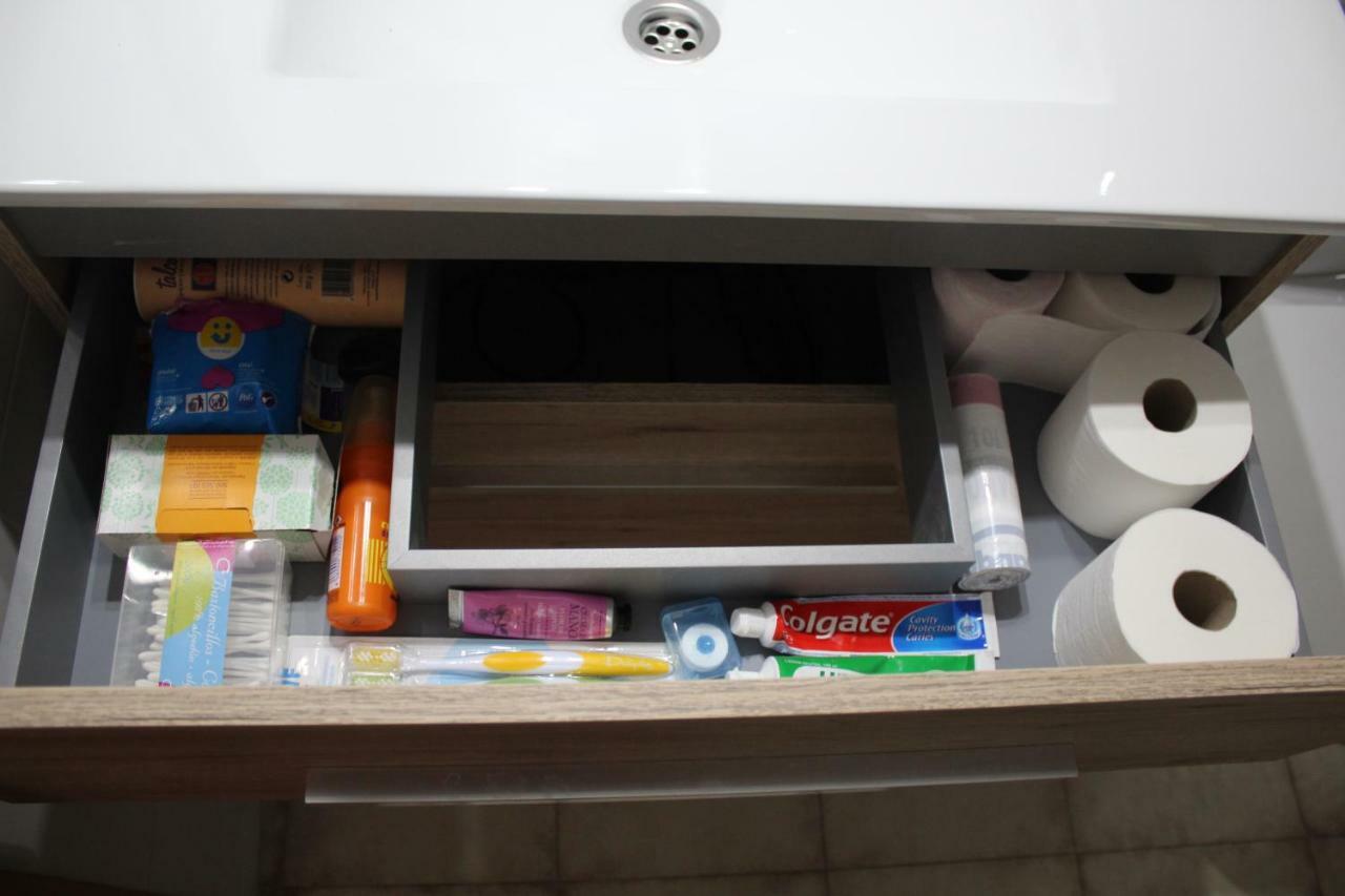 Apartamento Con Parking Gratuito Málaga Buitenkant foto