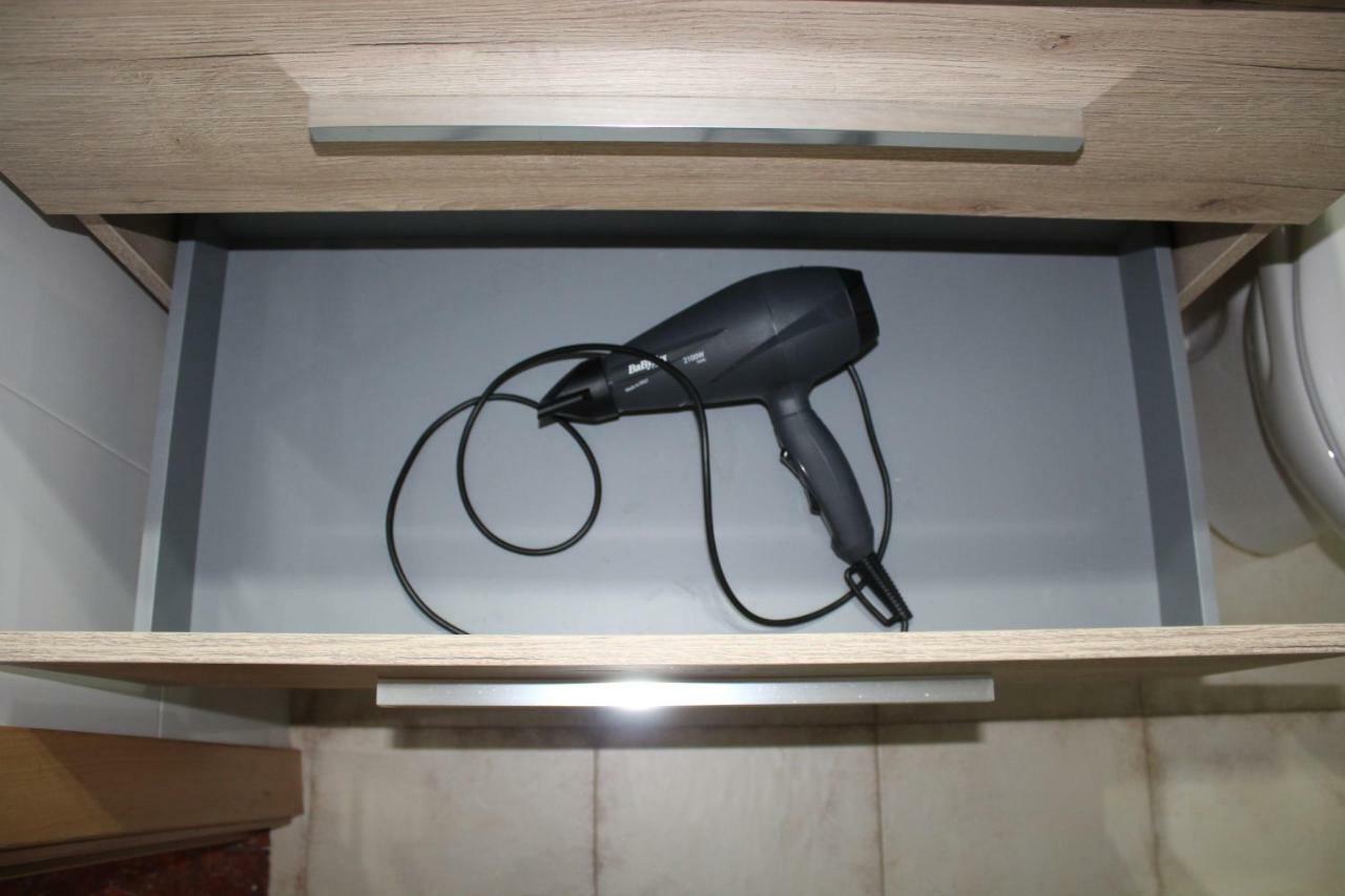 Apartamento Con Parking Gratuito Málaga Buitenkant foto